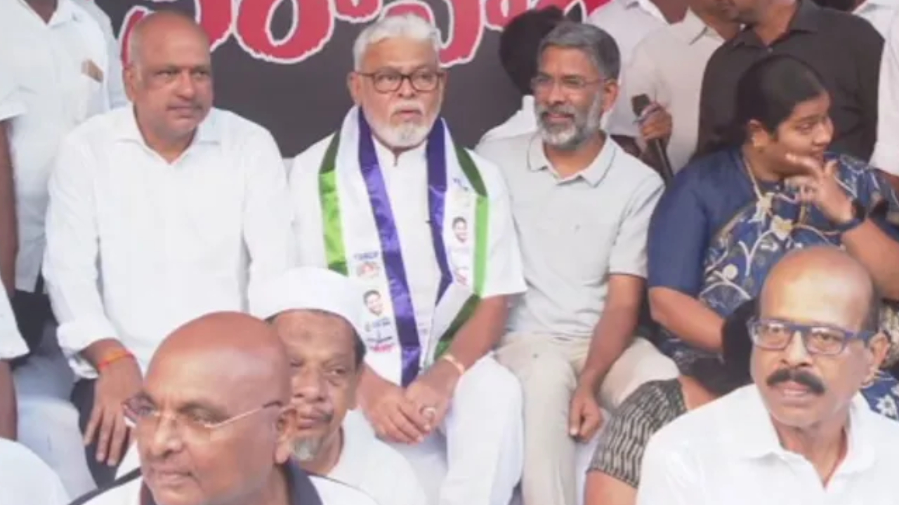 Ambati Rambabu : వైసీపీ నేత అంబటి రాంబాబు నిరాహార దీక్ష.. భారీగా తరలివచ్చిన వైసీపీ శ్రేణులు