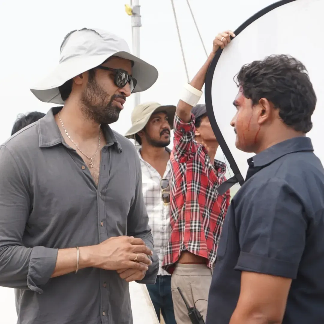 Zayn Marie Khan Shares Dacoit Movie Working Stills