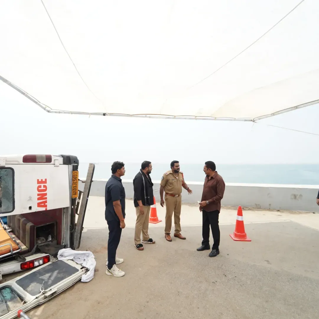 Zayn Marie Khan Shares Dacoit Movie Working Stills