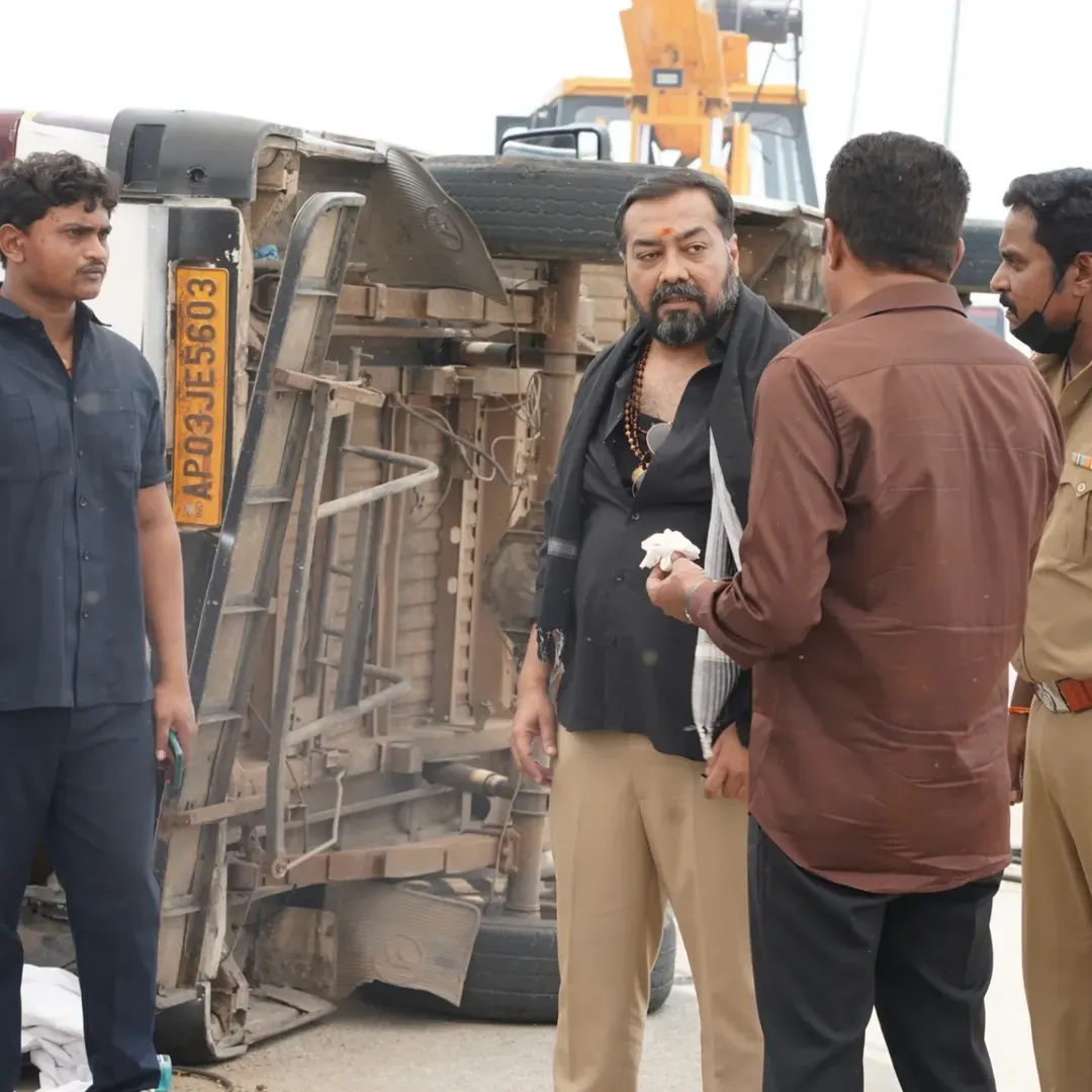 Zayn Marie Khan Shares Dacoit Movie Working Stills