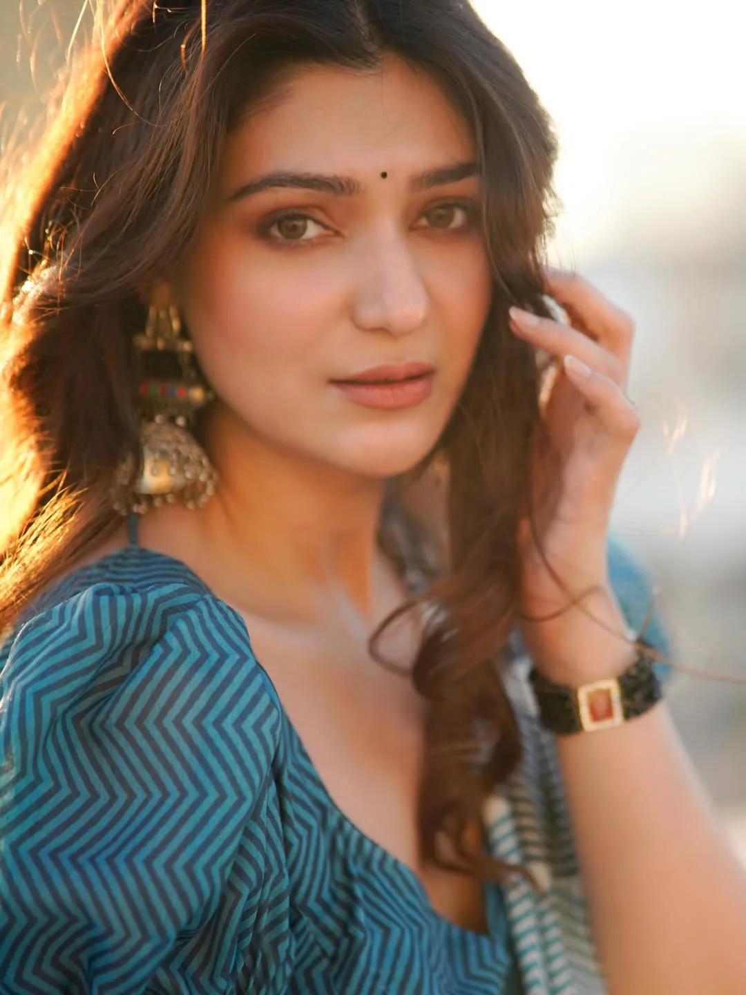 aditi gautam latest photos trending on social media