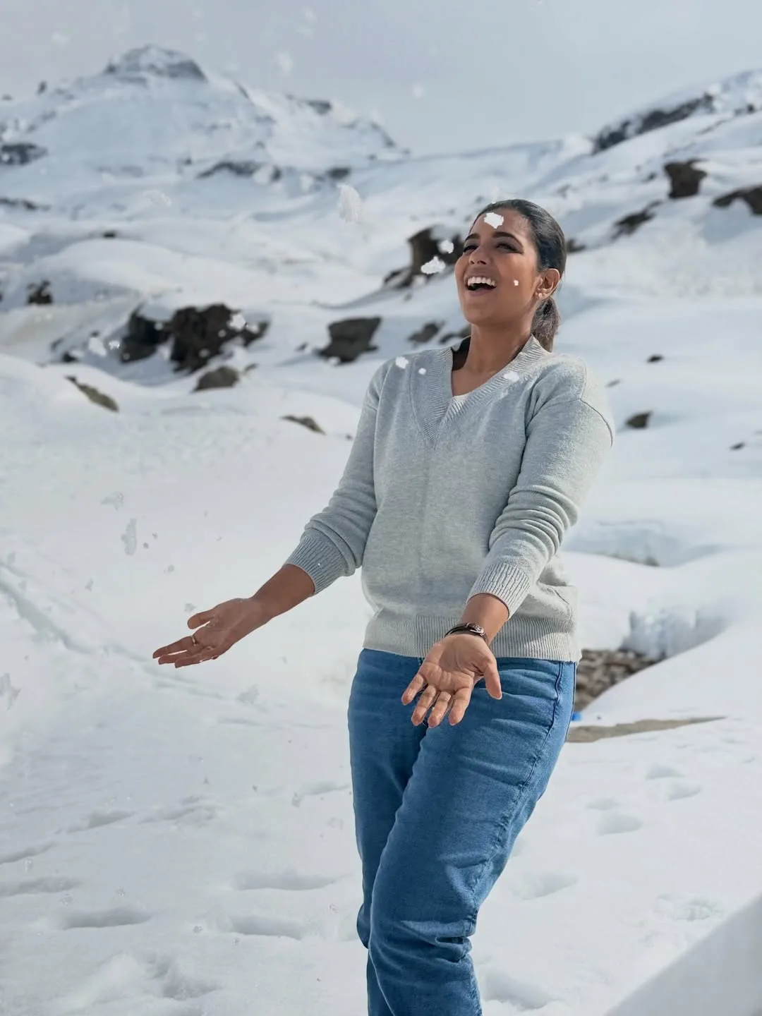 aishwarya rajesh at manali vacation