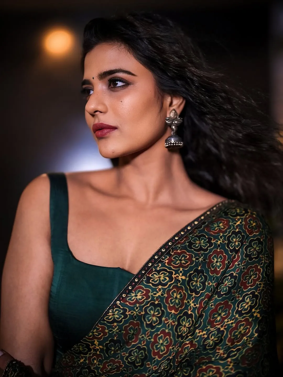aishwarya rajesh latest photos in saree