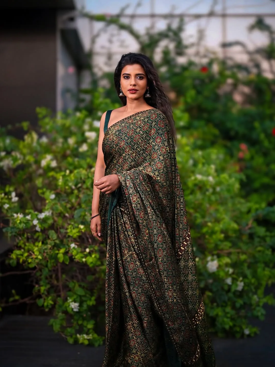 aishwarya rajesh latest photos in saree