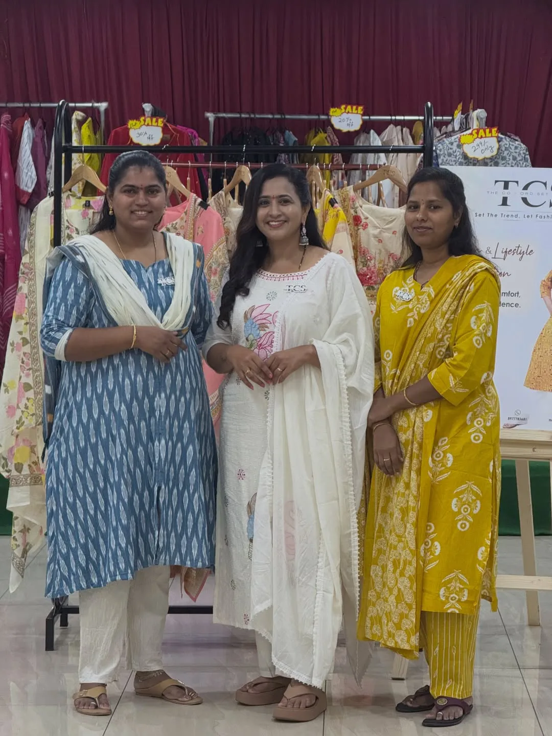 anchor lasya manjunath collection at Guntur The Cord Set Studio Exhibition