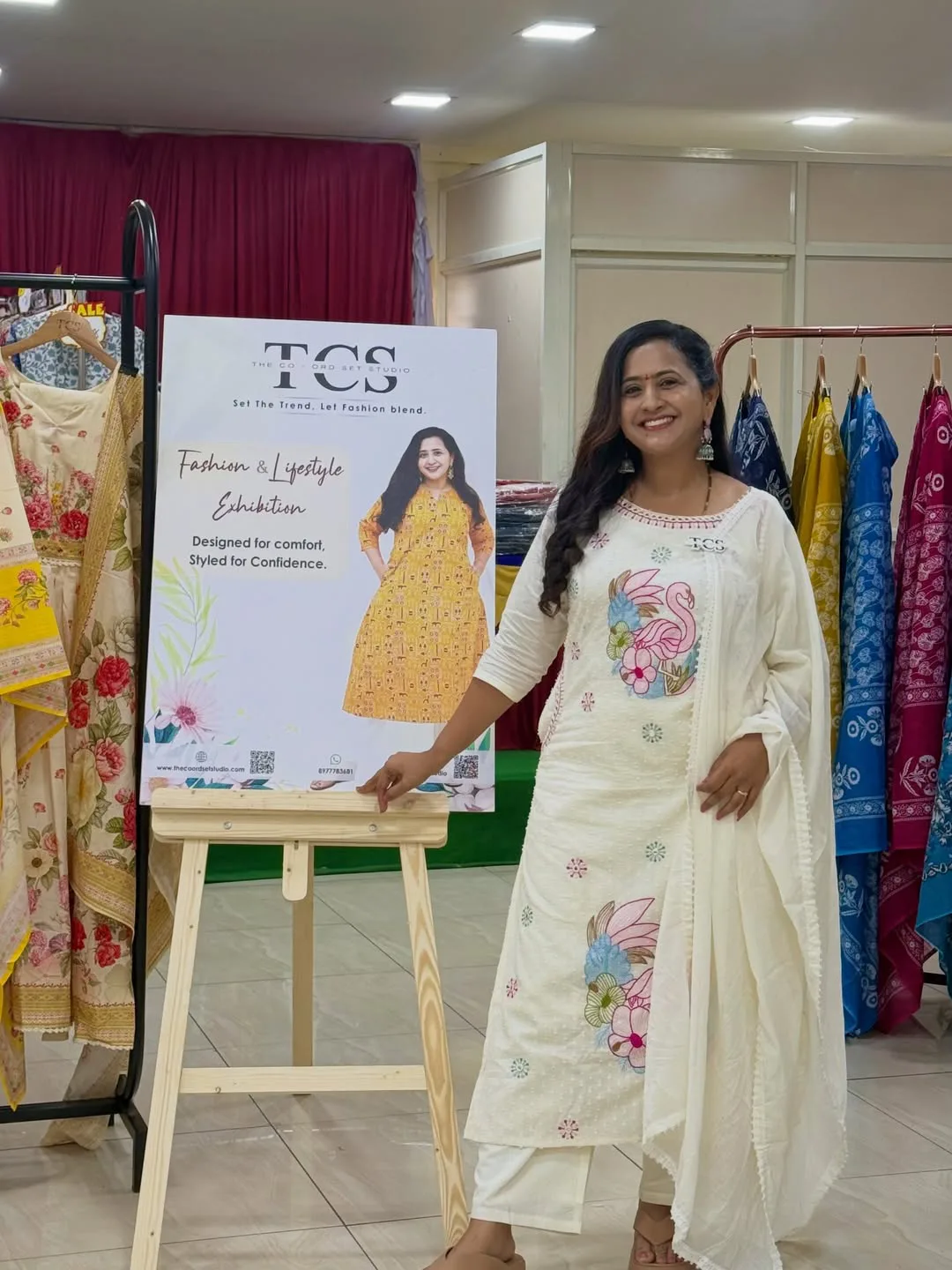 anchor lasya manjunath collection at Guntur The Cord Set Studio Exhibition
