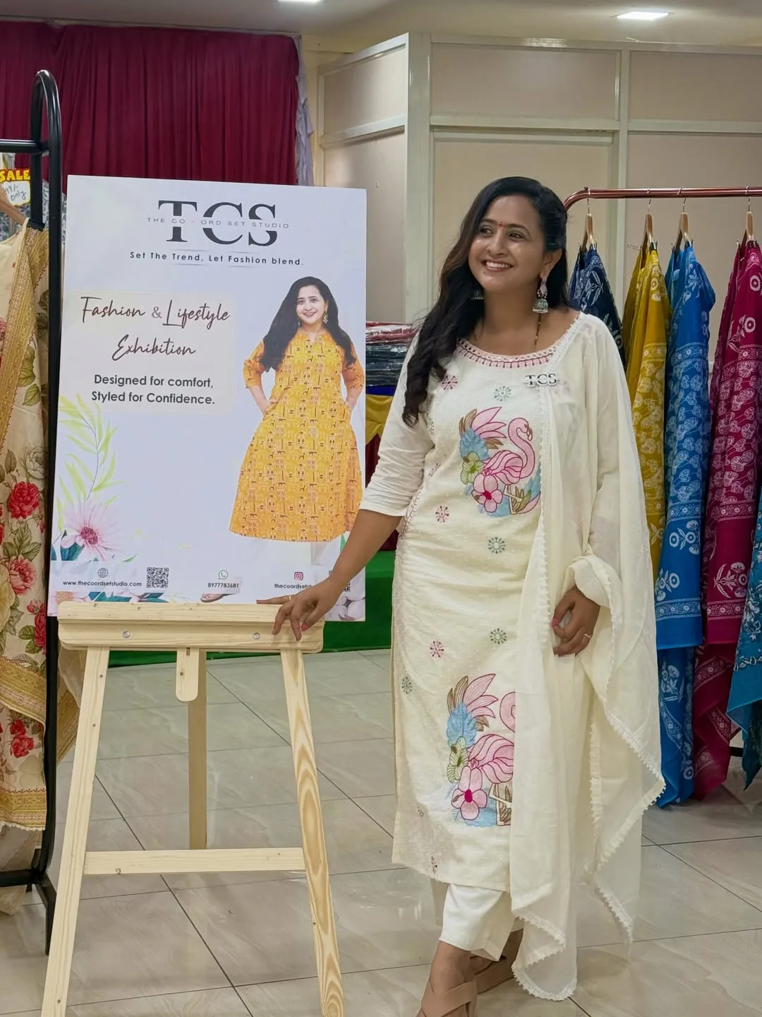 anchor lasya manjunath collection at Guntur The Cord Set Studio Exhibition