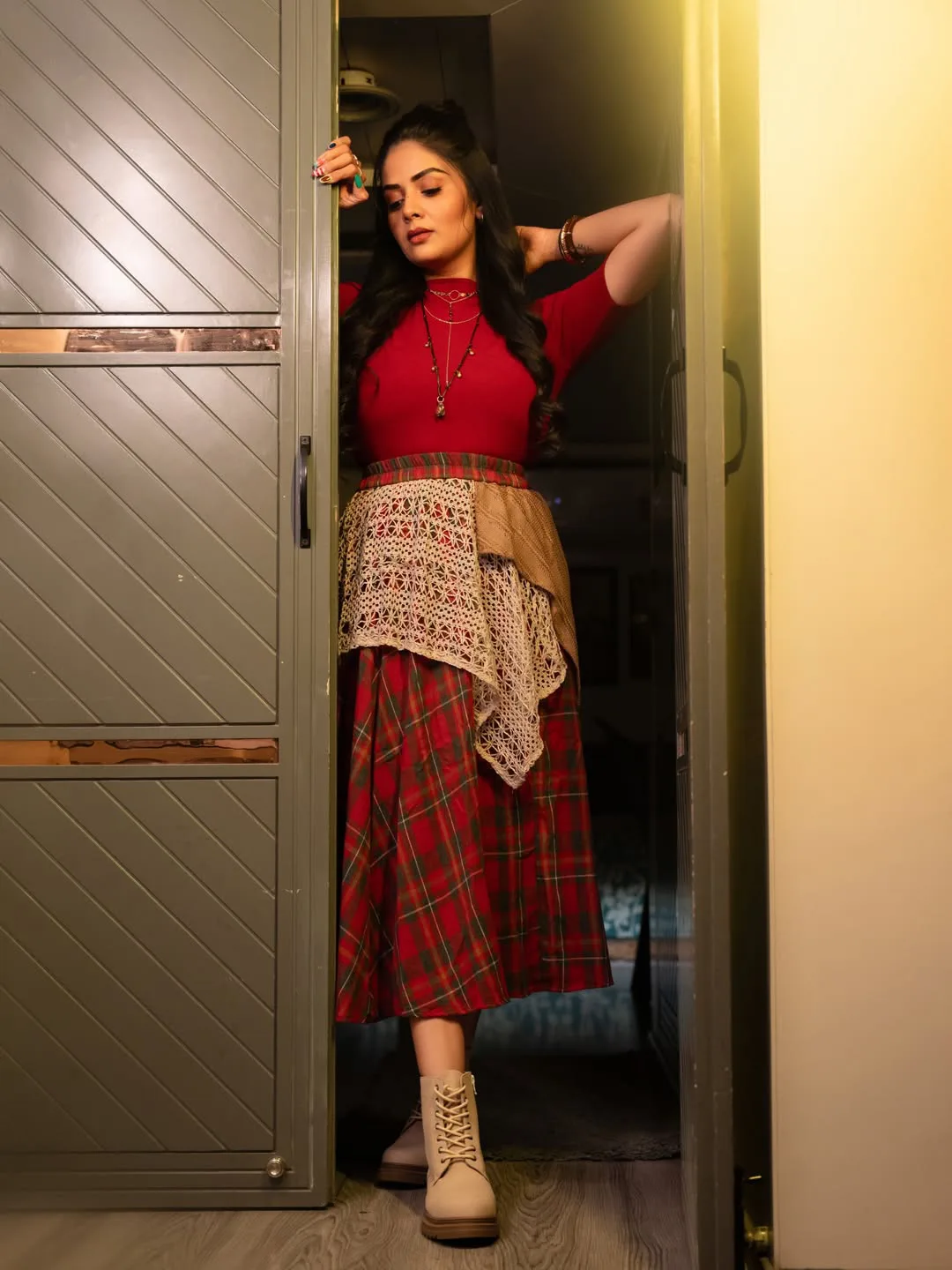 anchor sreemukhi latest photo gallery