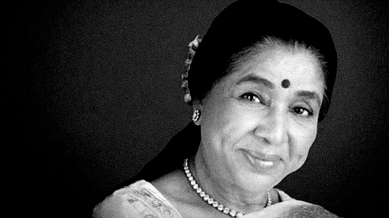 Asha Bhosle : ముగిసిన ఓ సంగీత శకం.. లెజెండరీ సింగర్ ఆశా భోస్లే కన్నుమూత..