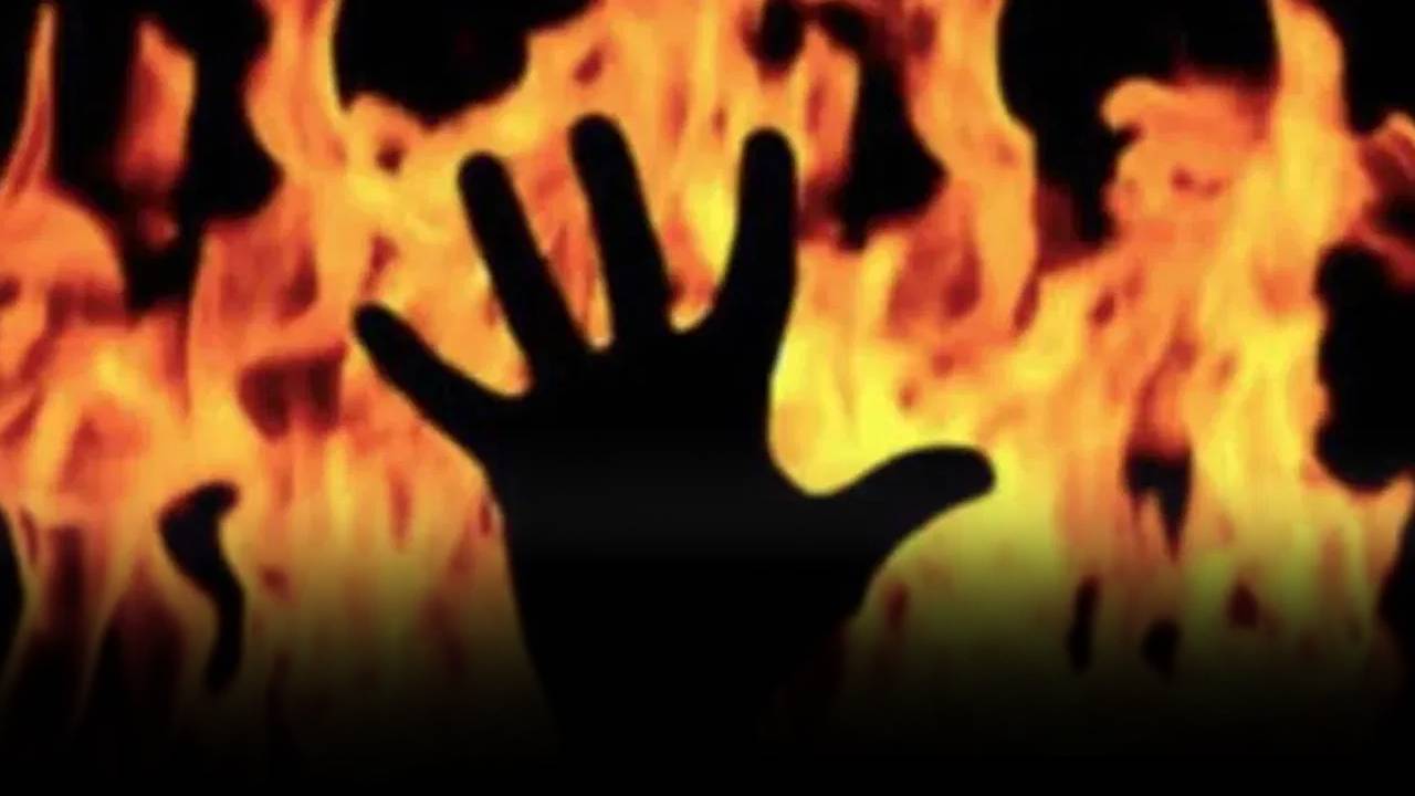 Andhra Pradesh : ఏపీలో దారుణ ఘటన.. తల్లిని ఇంట్లో బంధించి సజీవ దహనం చేసిన కుమారుడు