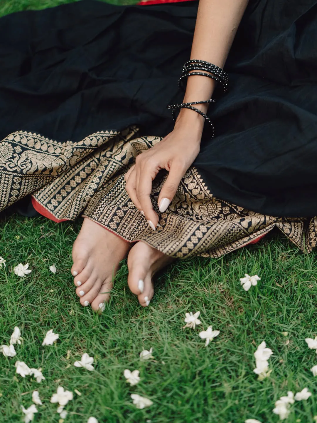 niharika konidela latest photos in black dress