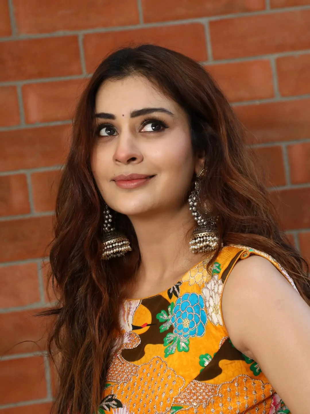 pragya jaiswal latest photo gallery