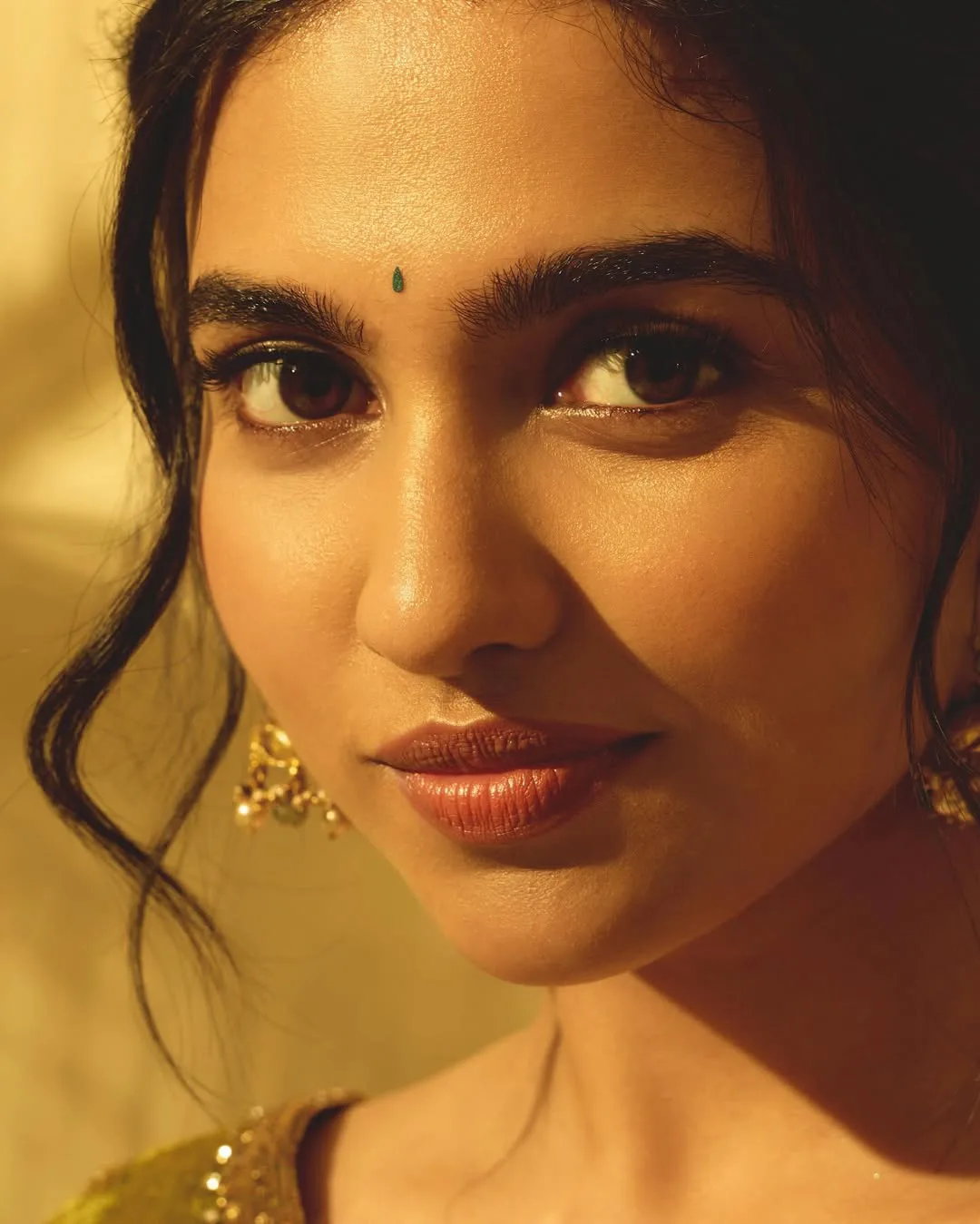 premalu fame mamitha baiju stunning looks