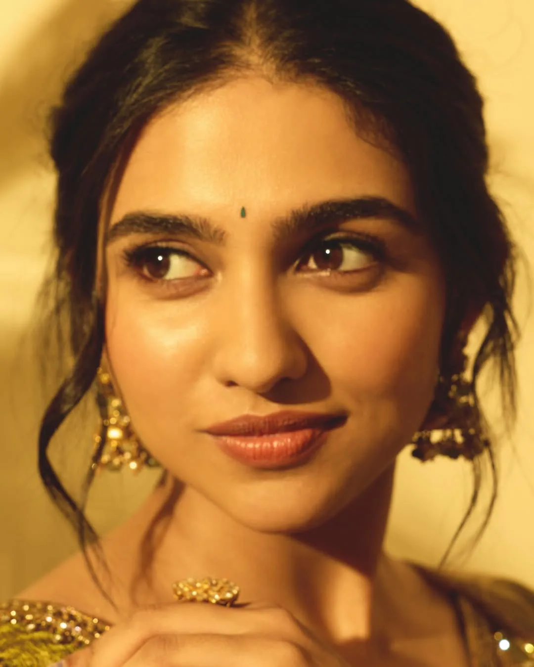 premalu fame mamitha baiju stunning looks