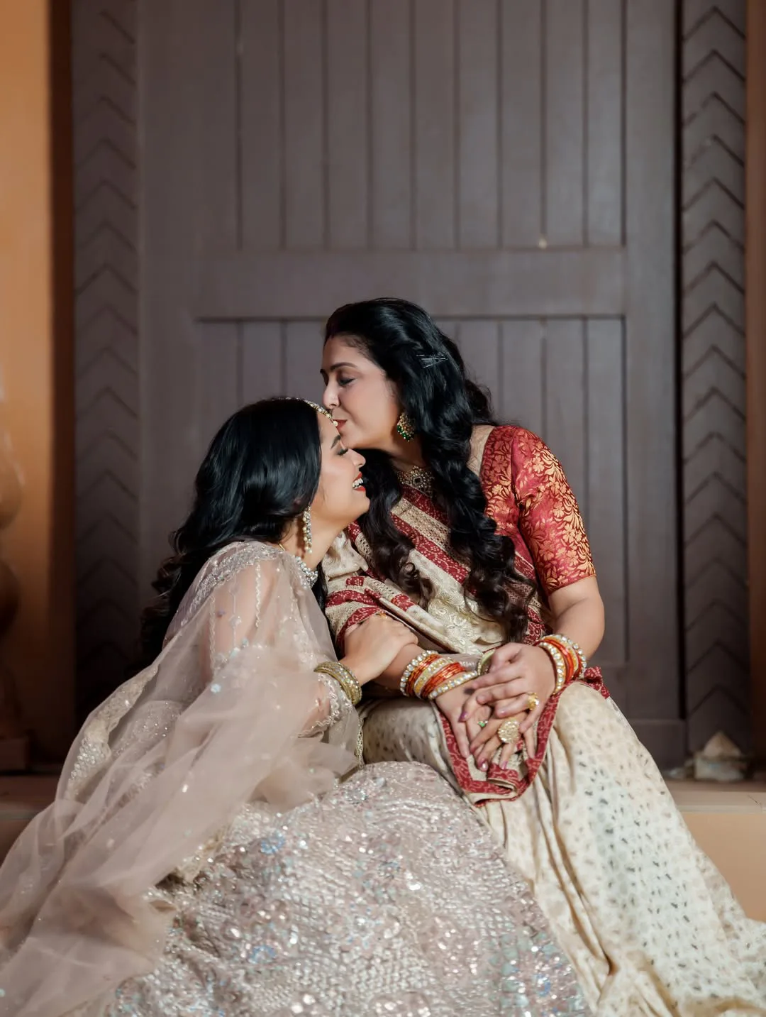 priyanka jain shared special photos with her mother