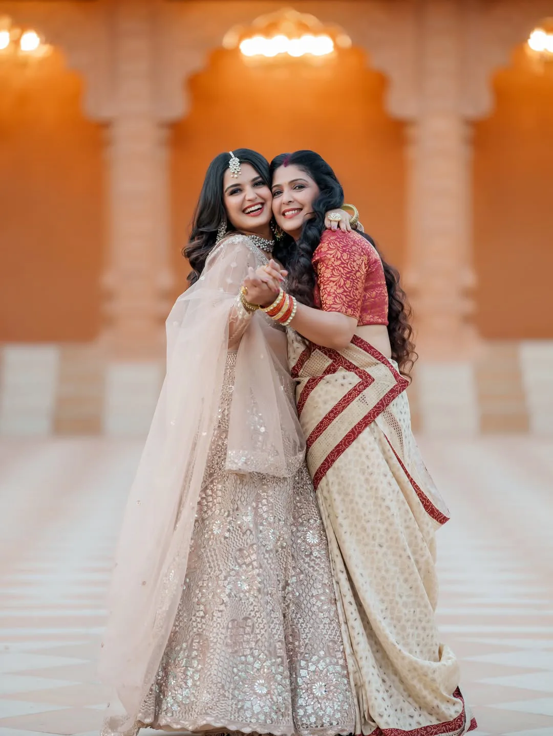 priyanka jain shared special photos with her mother