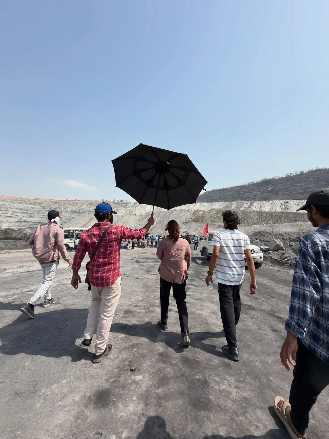 samyuktha menon shared black gold movie working stills