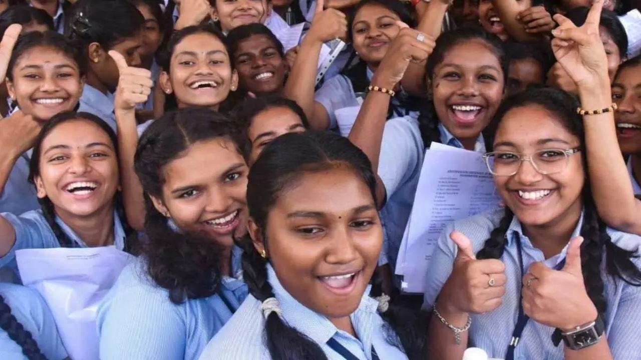 TS 10th Supplementary Exam : పదో తరగతి విద్యార్థులకు బిగ్ అప్డేట్.. సప్లీమెంటరీ పరీక్షల షెడ్యూల్ విడుదయ్యింది.. ఎప్పటి నుంచంటే..