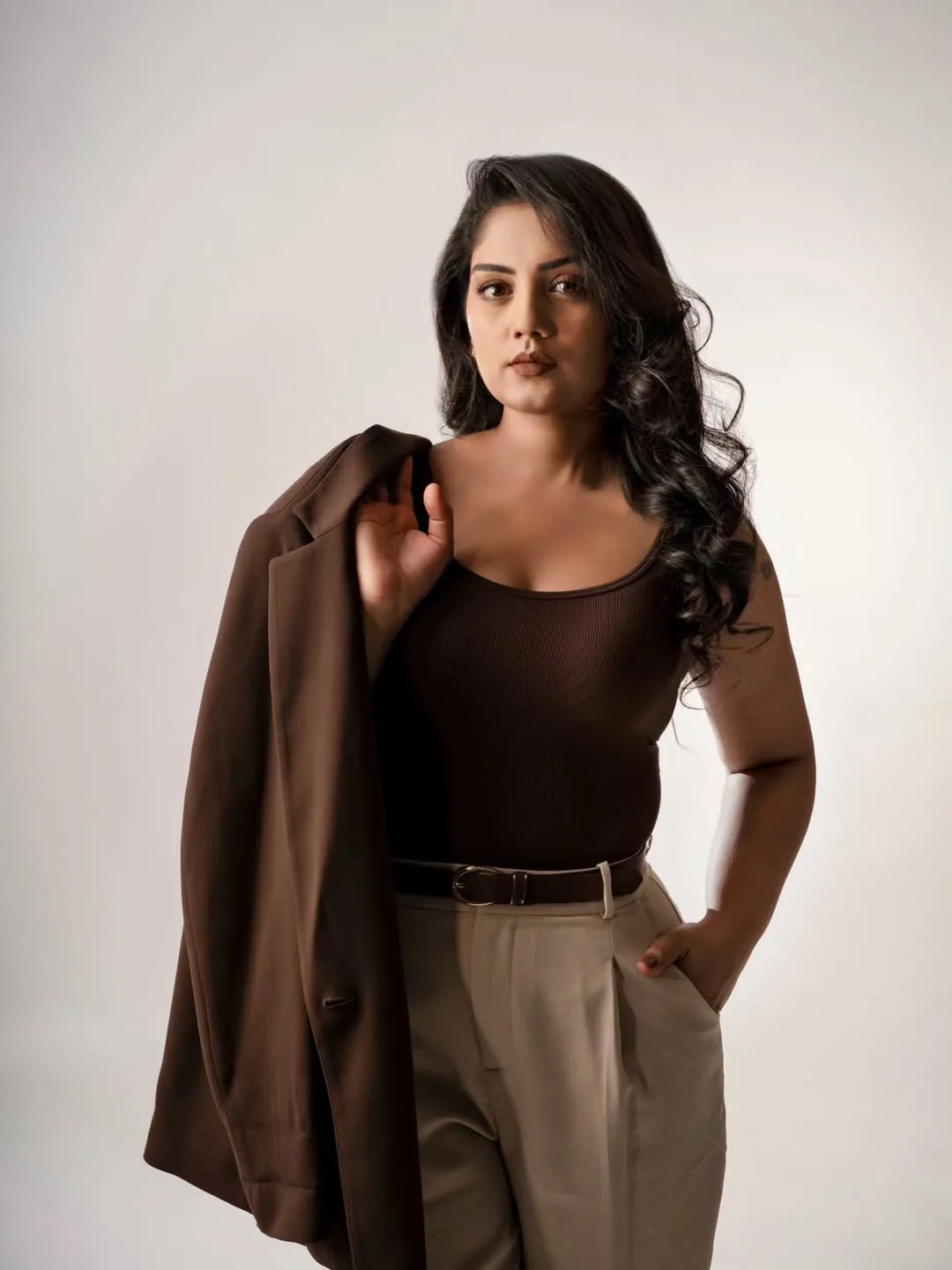 serial actress karuna bhushan latest photos