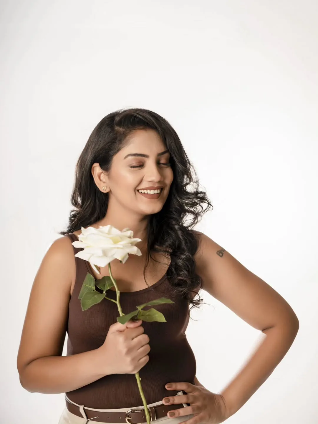 serial actress karuna bhushan latest photos