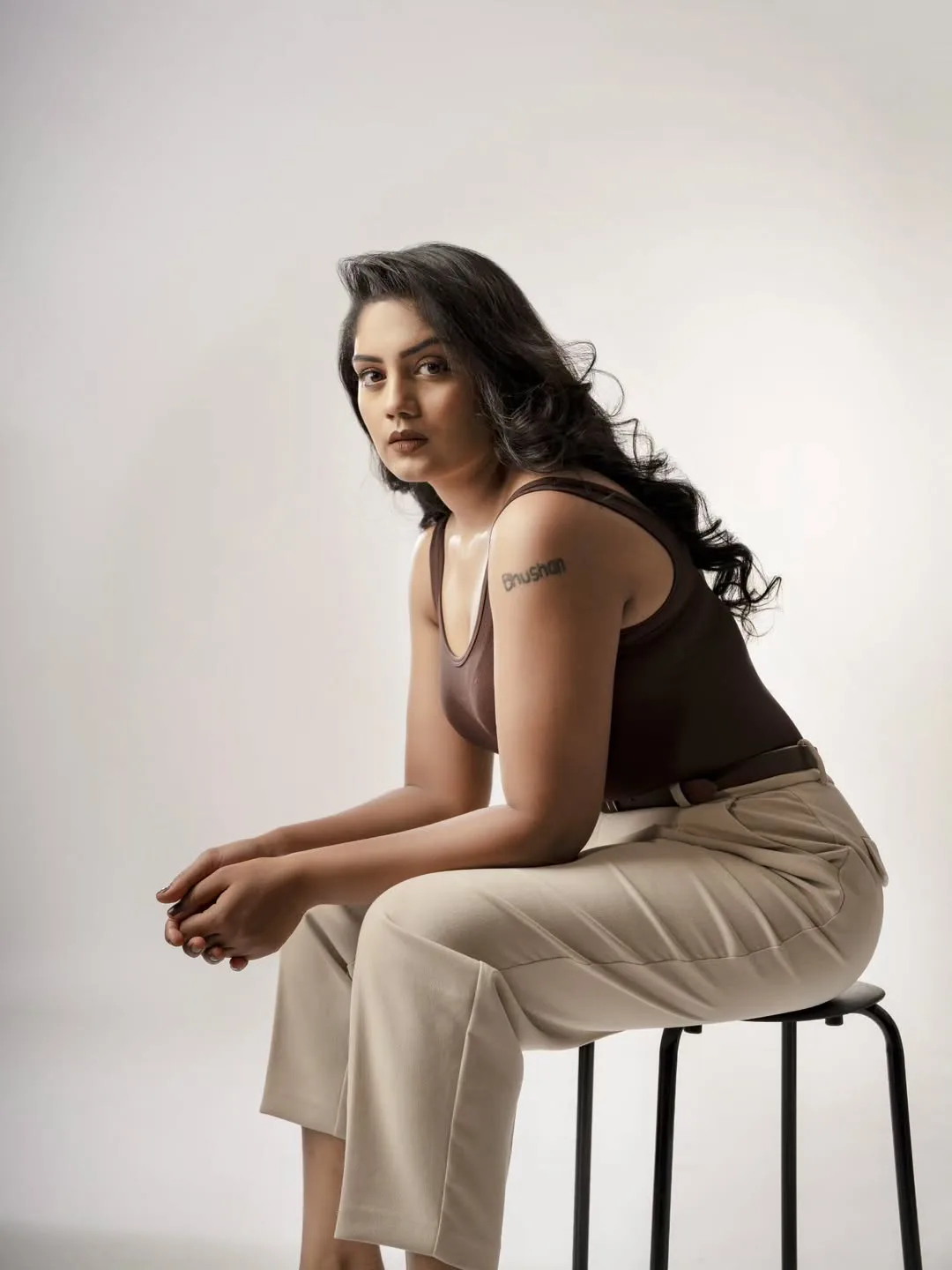 serial actress karuna bhushan latest photos