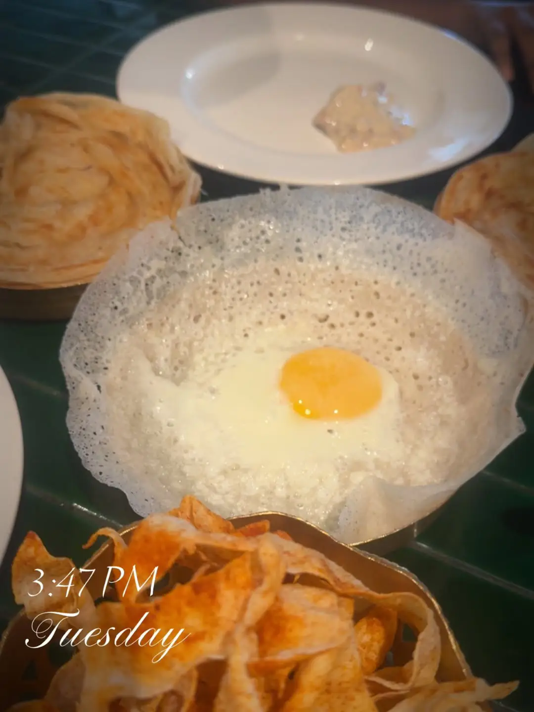 siri hanmanth chilling with friends photos