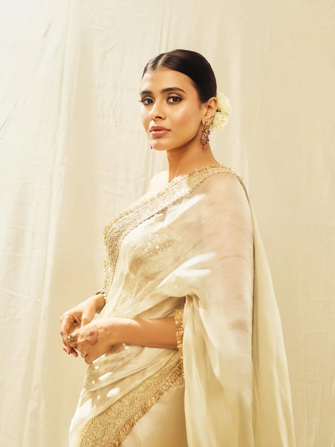 south beauty hebah patel latest photo gallery