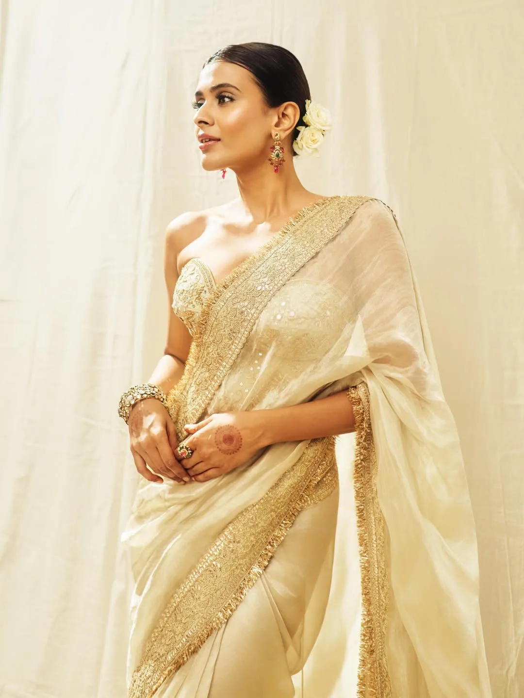 south beauty hebah patel latest photo gallery