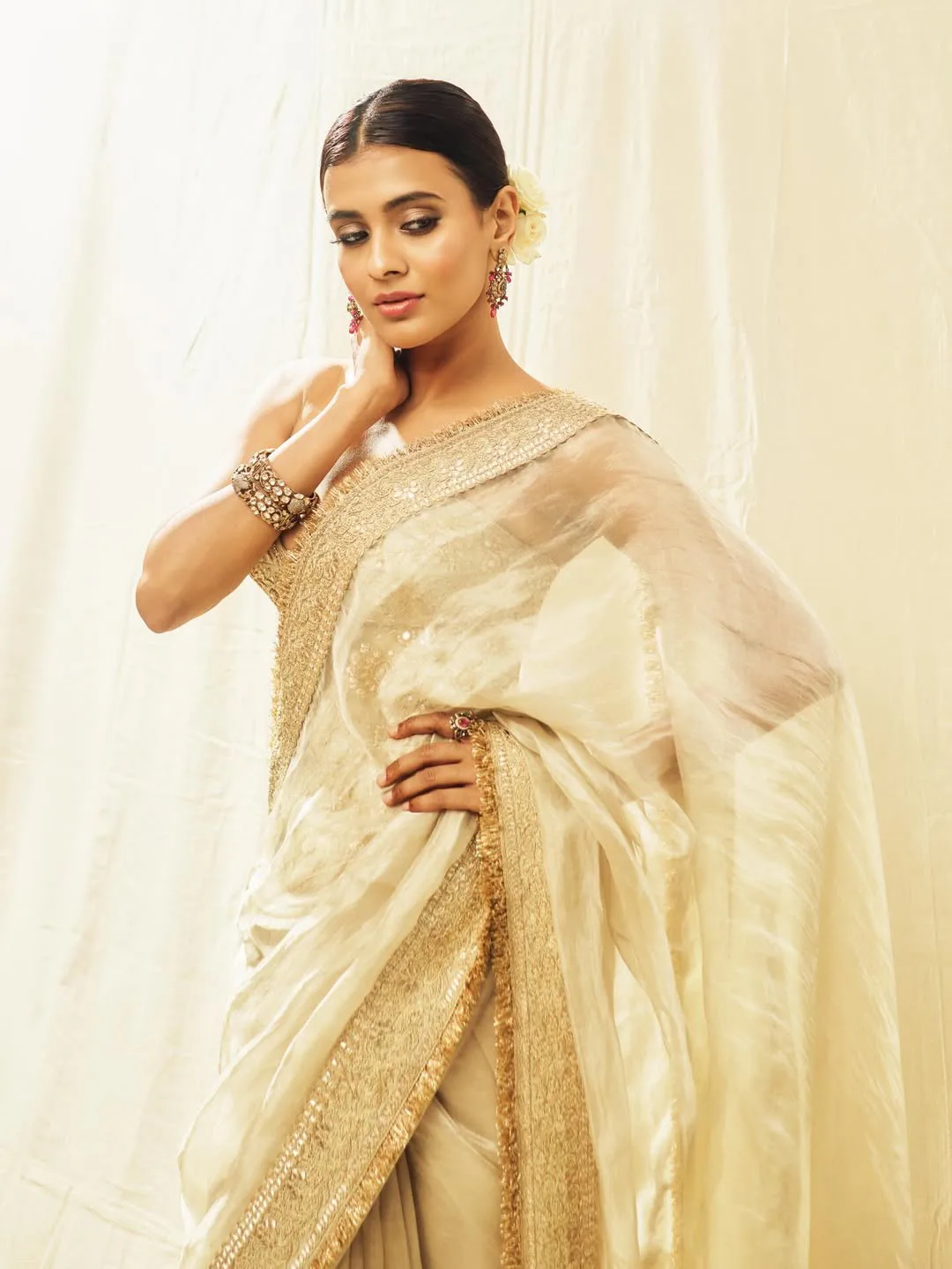 south beauty hebah patel latest photo gallery