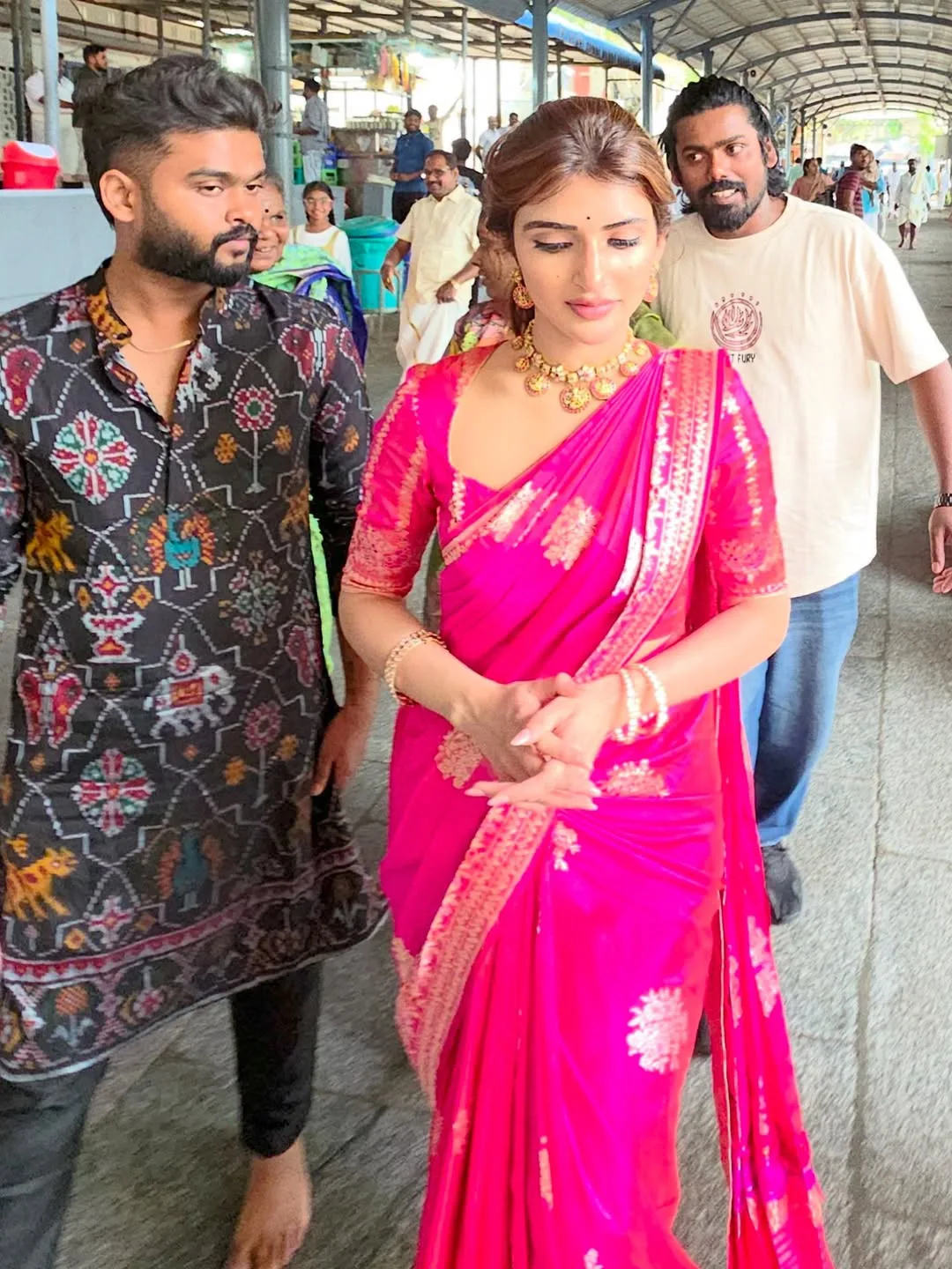 sreeleela visits tirumala tirupati devasthanam