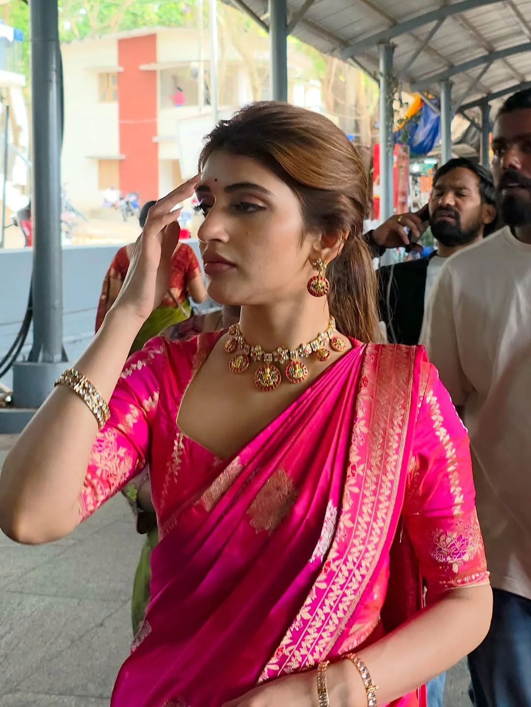 sreeleela visits tirumala tirupati devasthanam