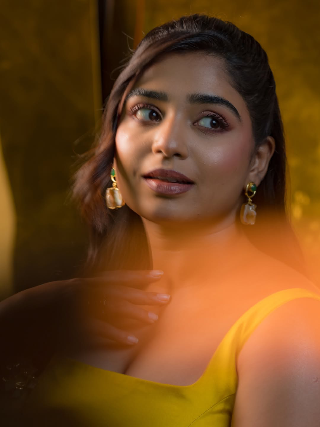 96 movie fame gouri kishan stunning looks in yellow dress