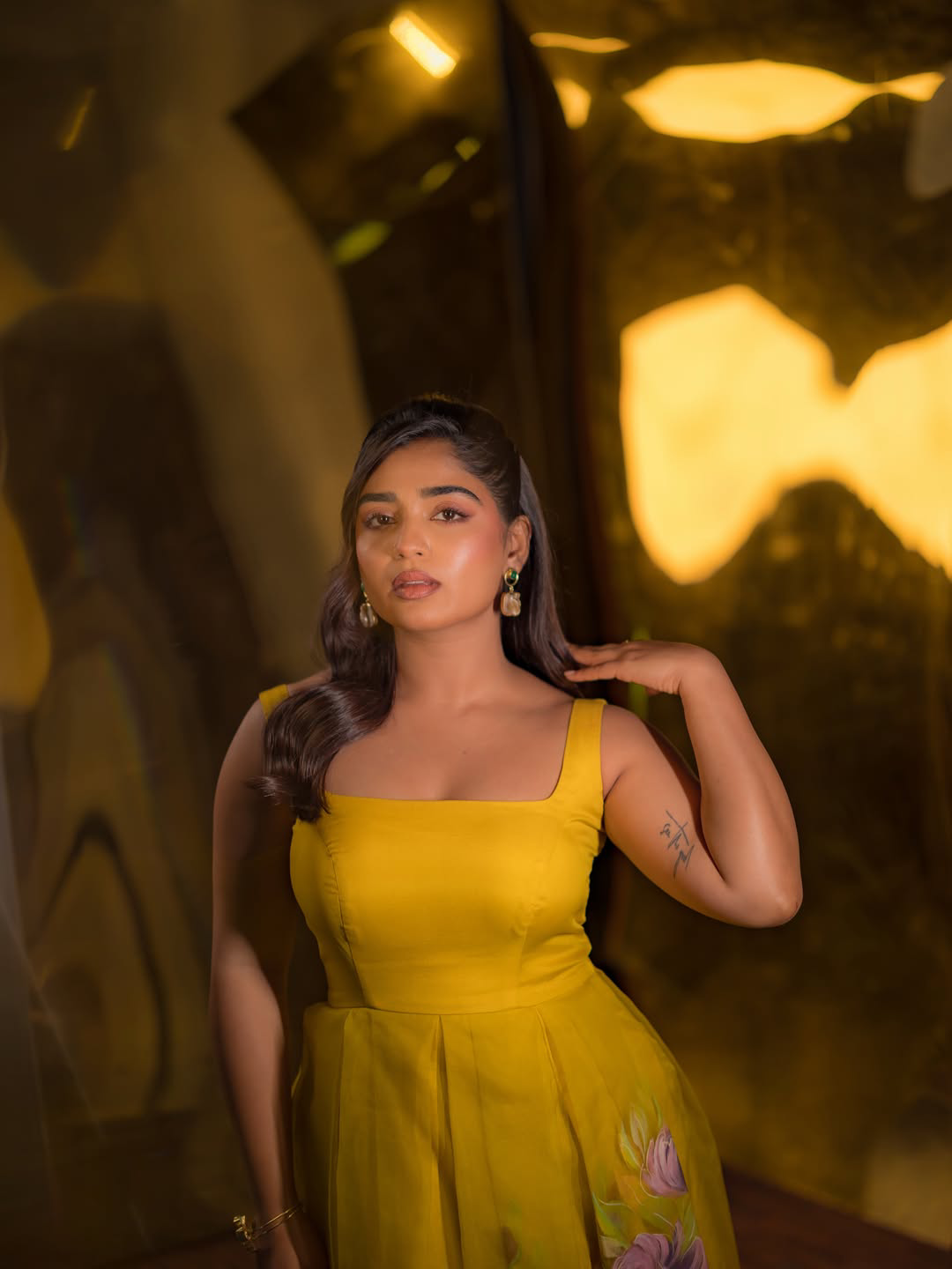 96 movie fame gouri kishan stunning looks in yellow dress
