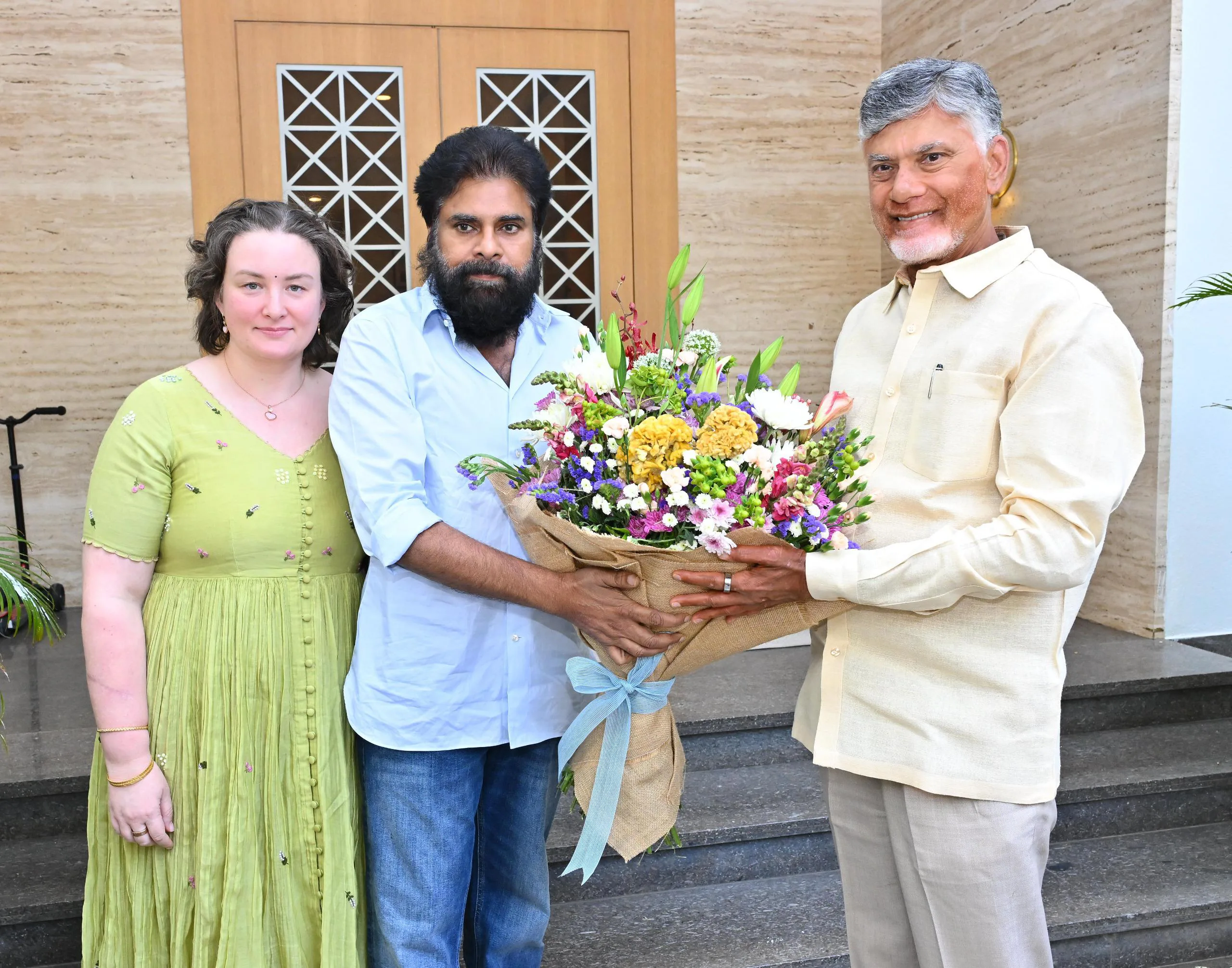 AP CM Chandrababu visits Pawan Kalyan residence in Hyderabad