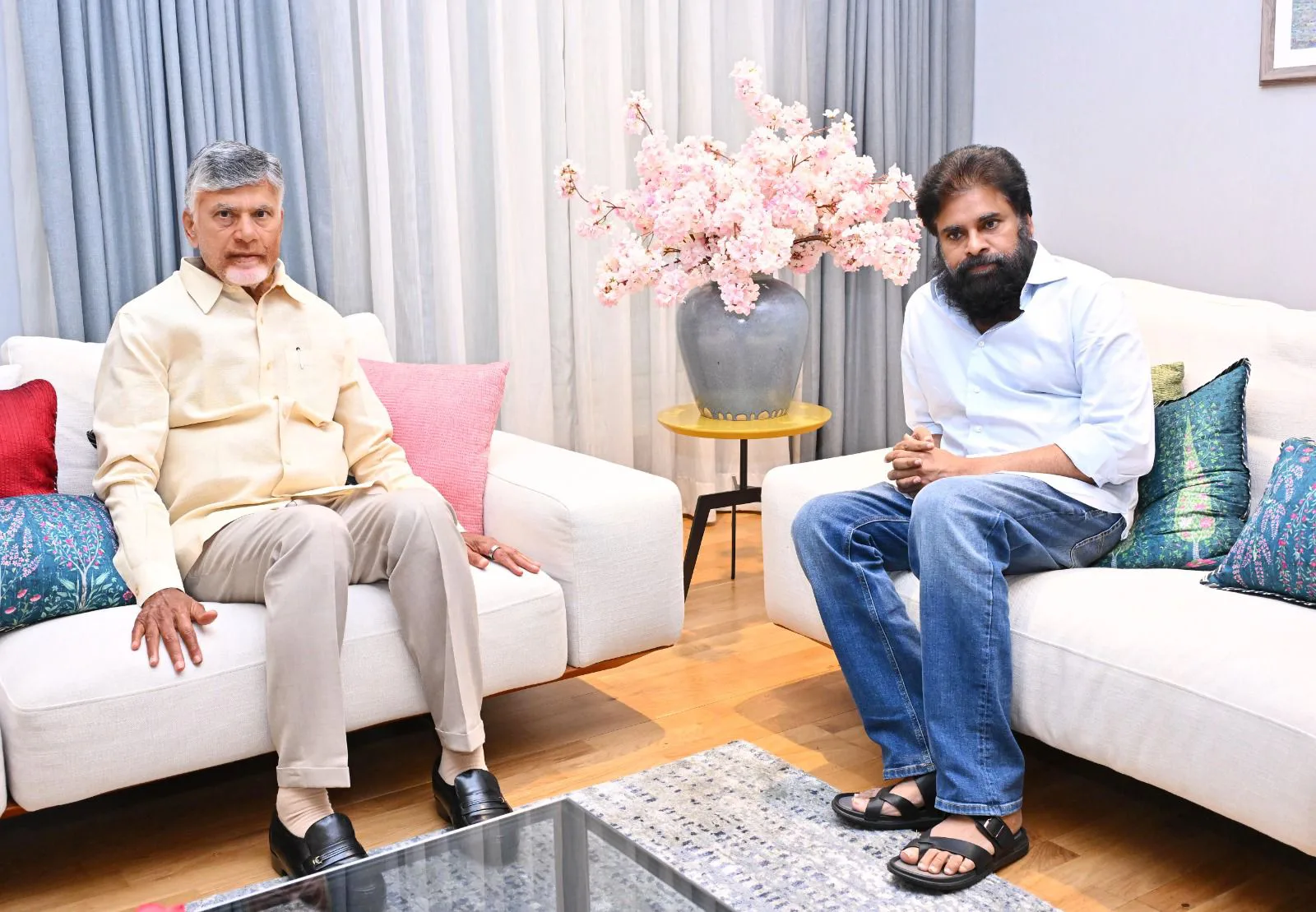AP CM Chandrababu visits Pawan Kalyan residence in Hyderabad