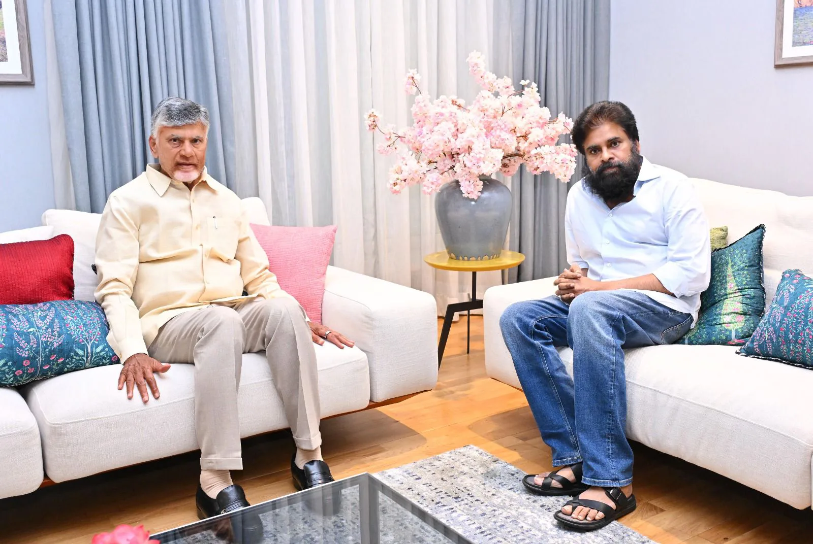 AP CM Chandrababu visits Pawan Kalyan residence in Hyderabad