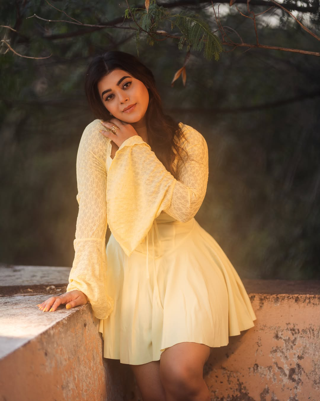 Actress Yamini bhaskar latest photos