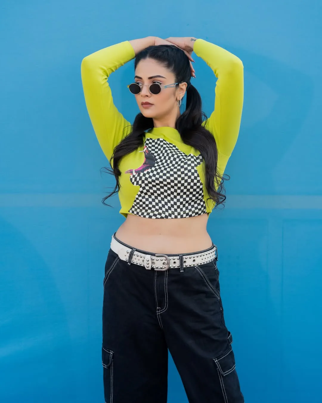 Anchor sreemukhi stunning looks goes viral on social media