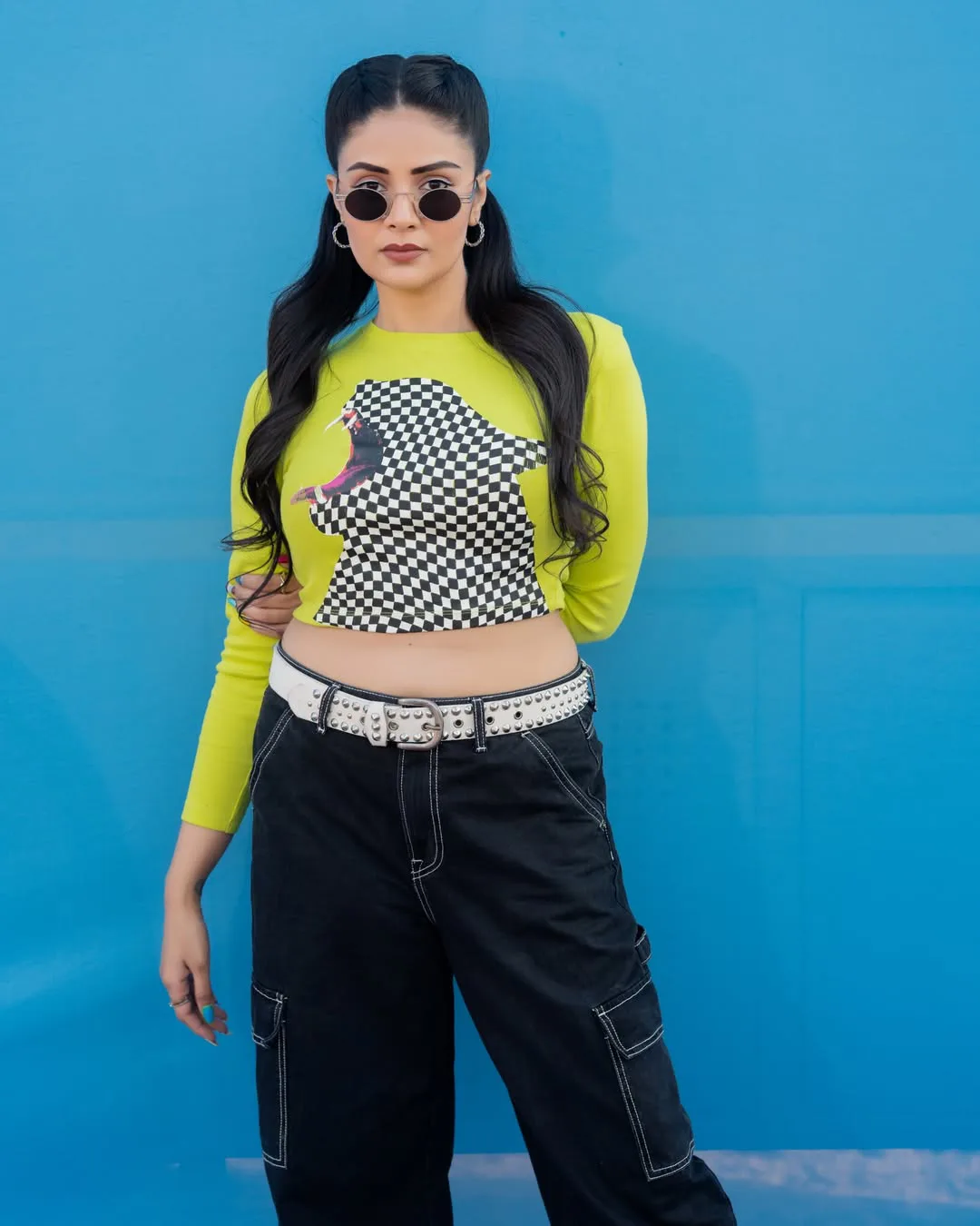 Anchor sreemukhi stunning looks goes viral on social media