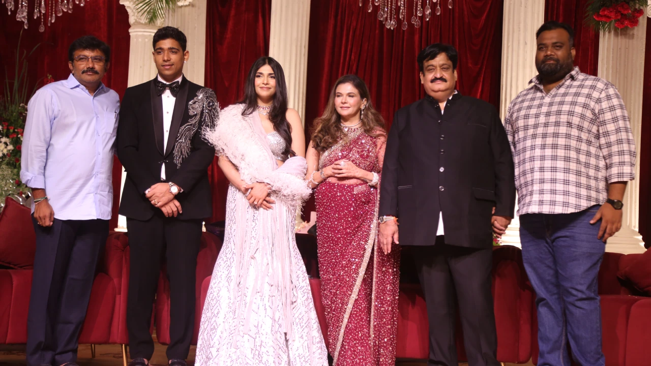 Asian Suniel Narang Daughter Reception