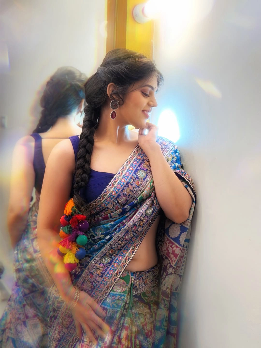 Bandhavi Sridhar Stunning Looks in Saree