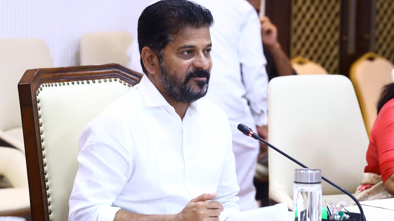 Telangana Govt : తెలంగాణ సర్కార్ మరో కీలక నిర్ణయం.. ఆ మూడు జిల్లాల ప్రజలకు శుభవార్త..