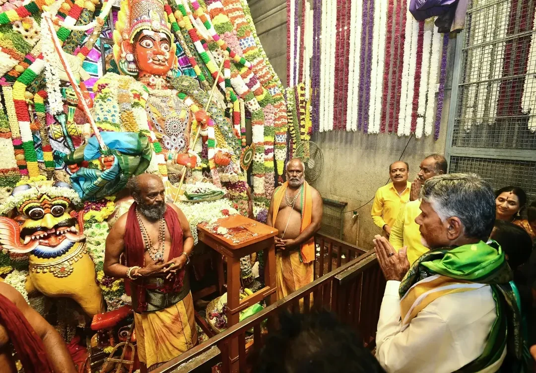Chandrababu Naidu Visits Kuppam Gangamma Talli Temple