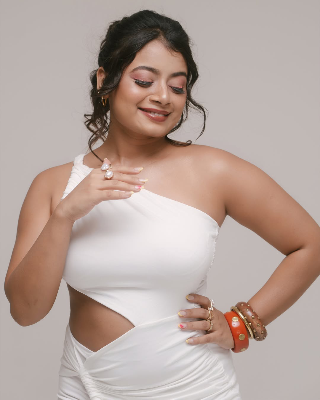 Dhee dancer nainika anasuru latest photos