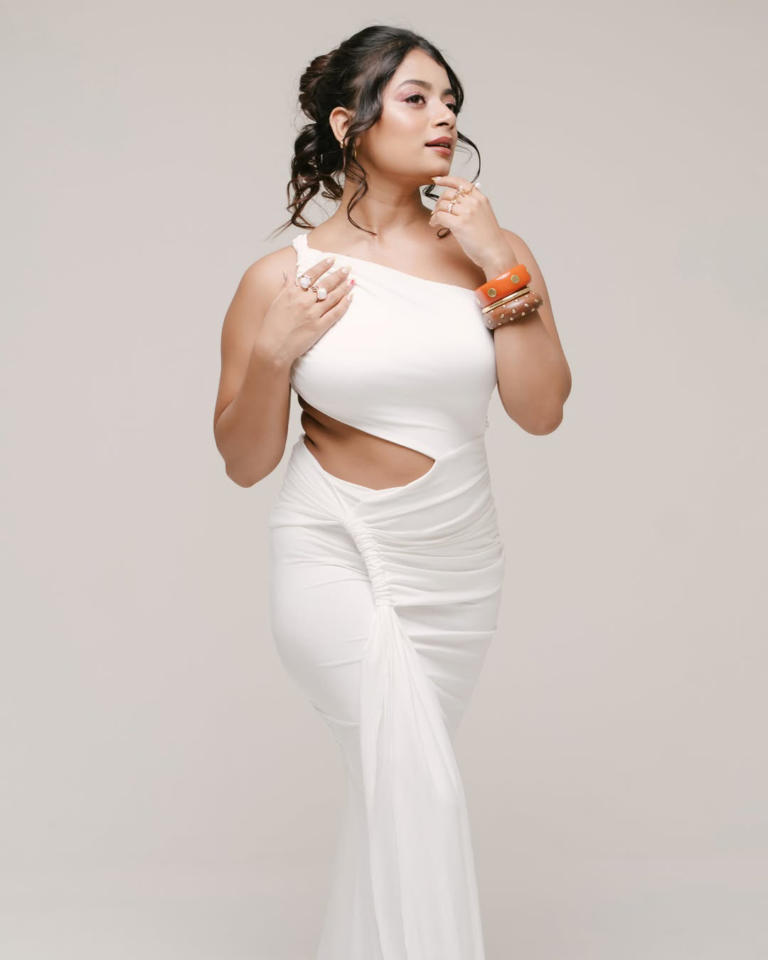 Dhee dancer nainika anasuru latest photos