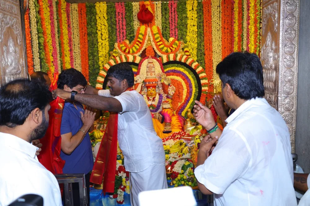 Director Boyapati Srinu visited Tatayyagunta Gangamma Temple in Tirupati
