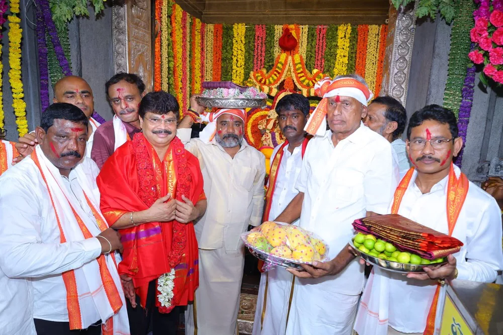 Director Boyapati Srinu visited Tatayyagunta Gangamma Temple in Tirupati