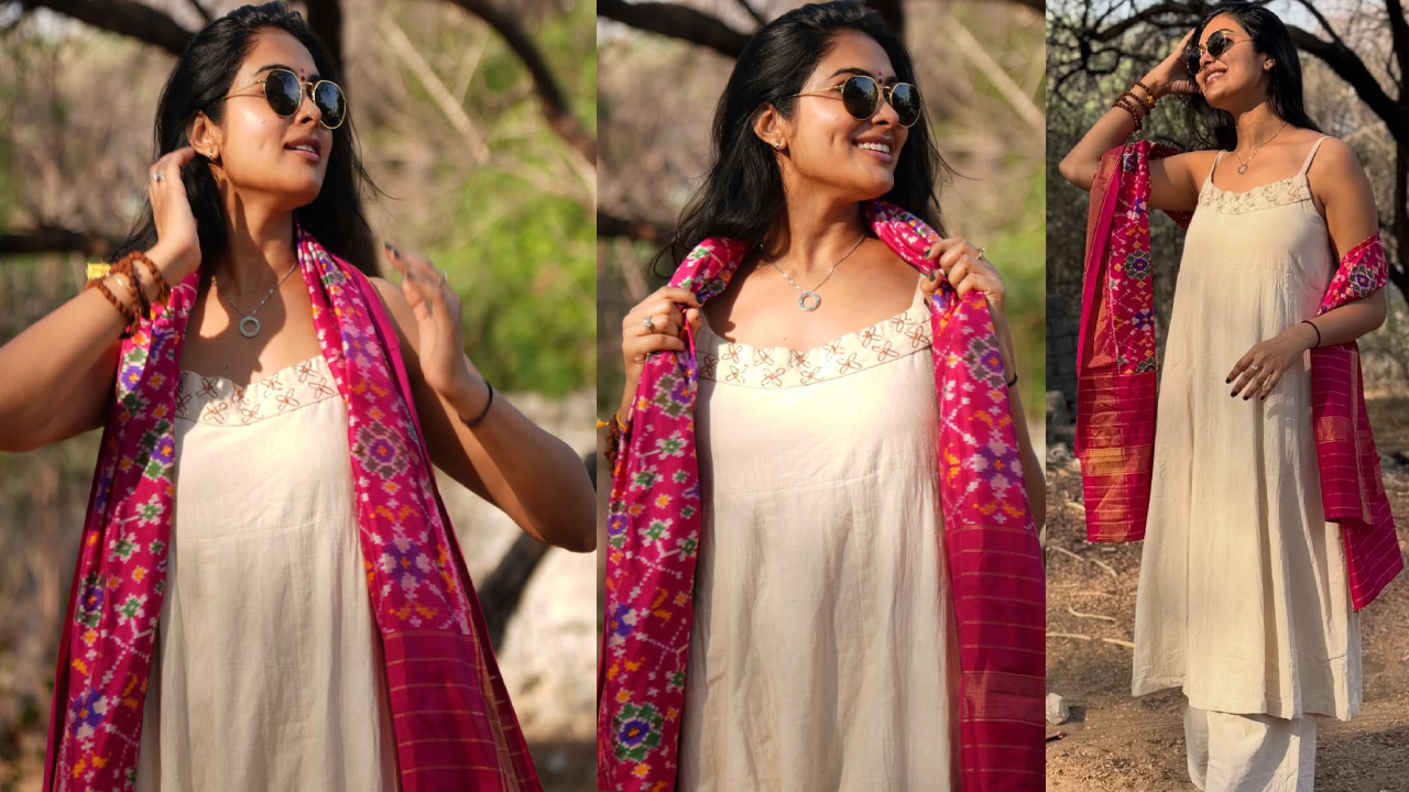Divi vadthya: క్లాసీ లుక్స్‌తో.. ట్రెండీ ఫోజులతో.. మతిపోగొడుతున్న గ్లామర్ బ్యూటీ దివి