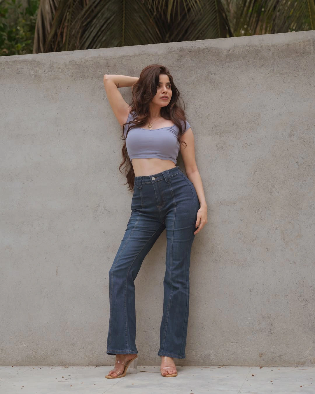 Divyabharathi Dazzling Looks in Jeans
