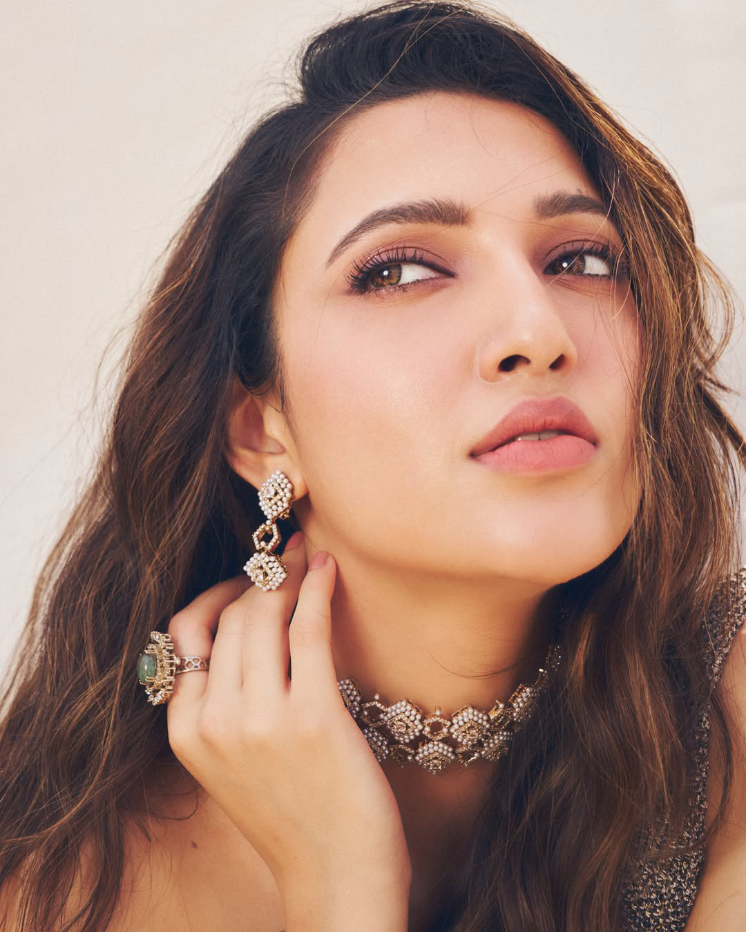Dj tillu heroine neha shetty stunning looks viral